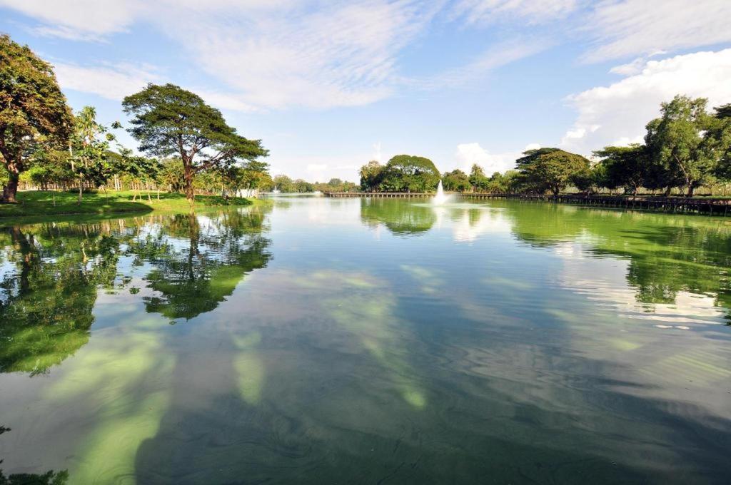 Yuzana Hotel Yangon Dış mekan fotoğraf
