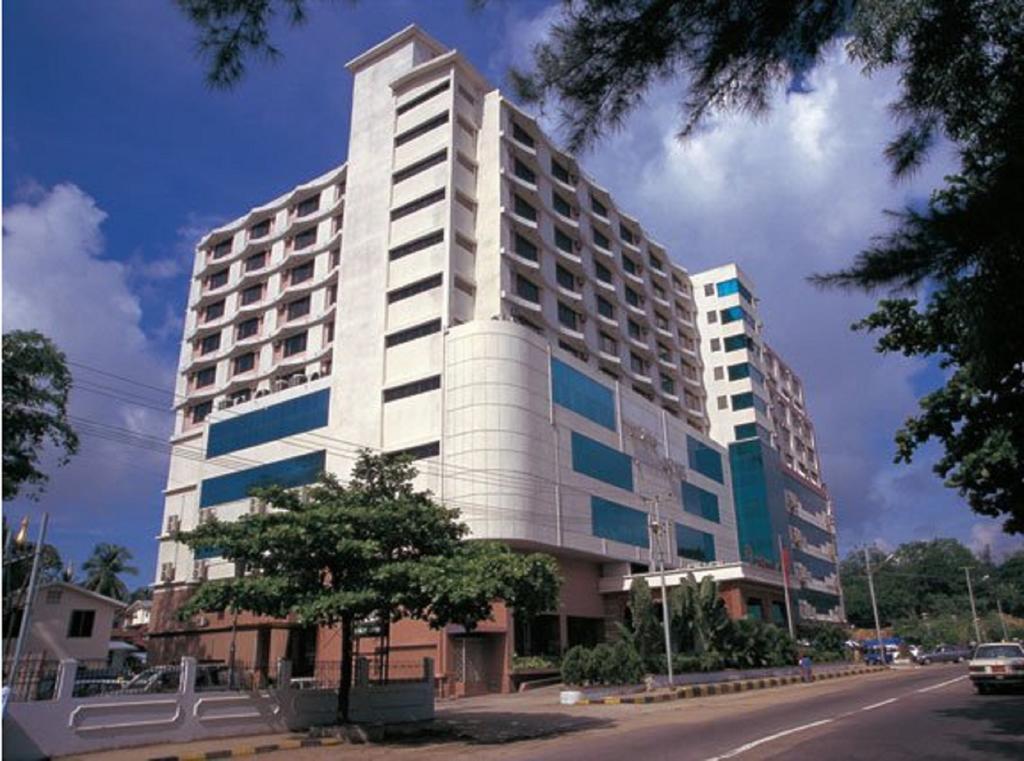 Yuzana Hotel Yangon Dış mekan fotoğraf