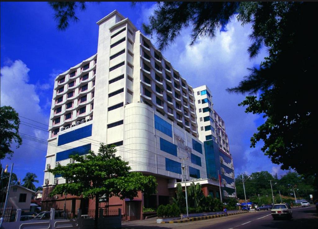 Yuzana Hotel Yangon Dış mekan fotoğraf