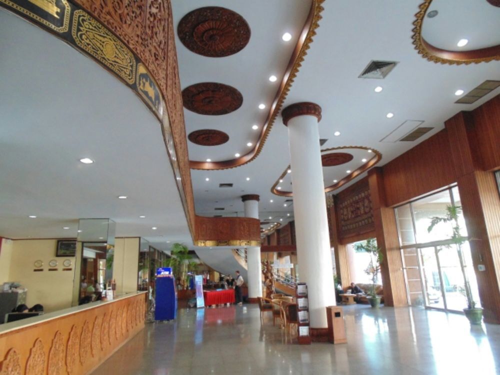 Yuzana Hotel Yangon Dış mekan fotoğraf